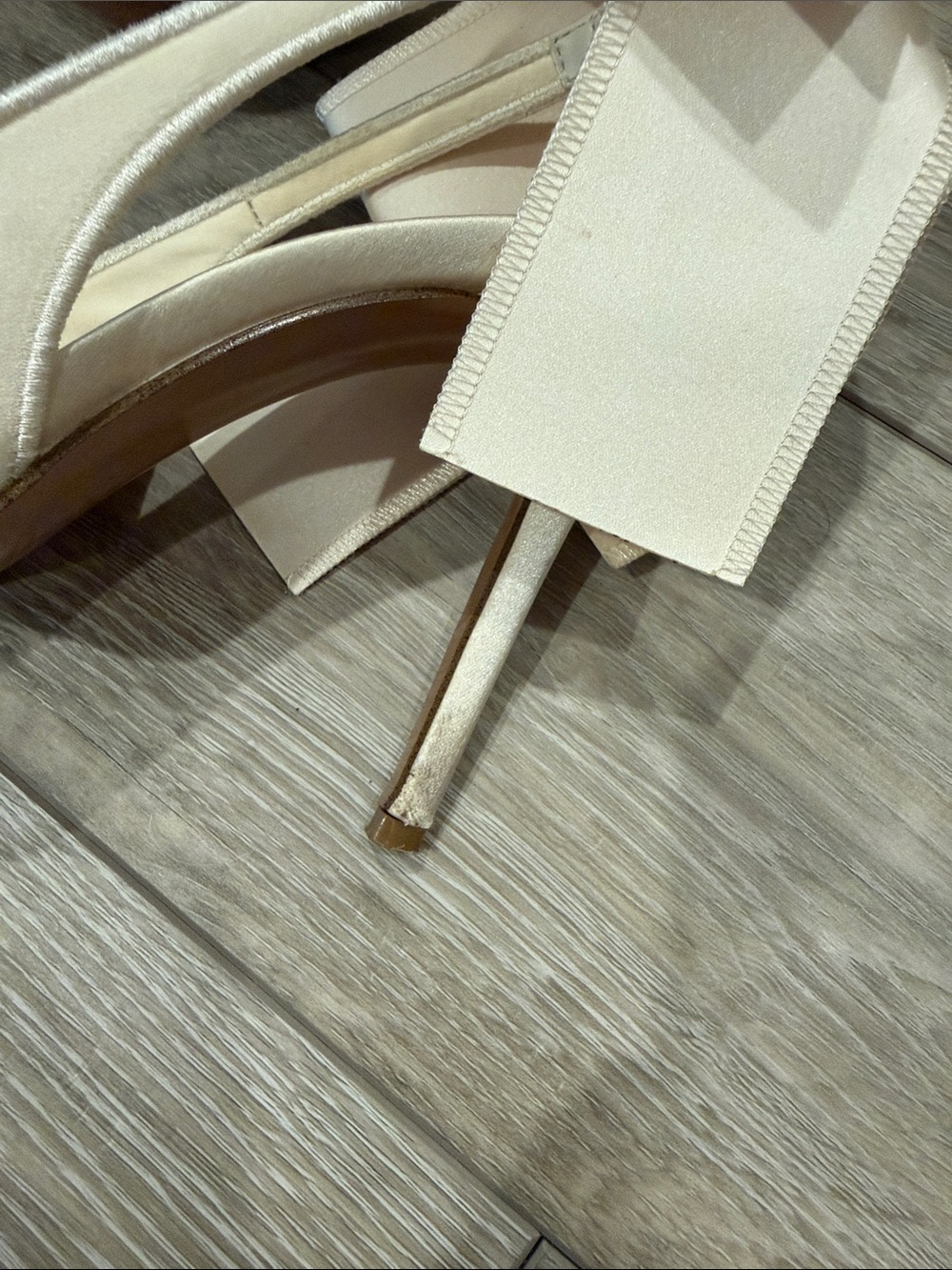 Steve Madden Ivory Silky Slingback Heels w/Bow, Sz 7 - Picture 7 of 10